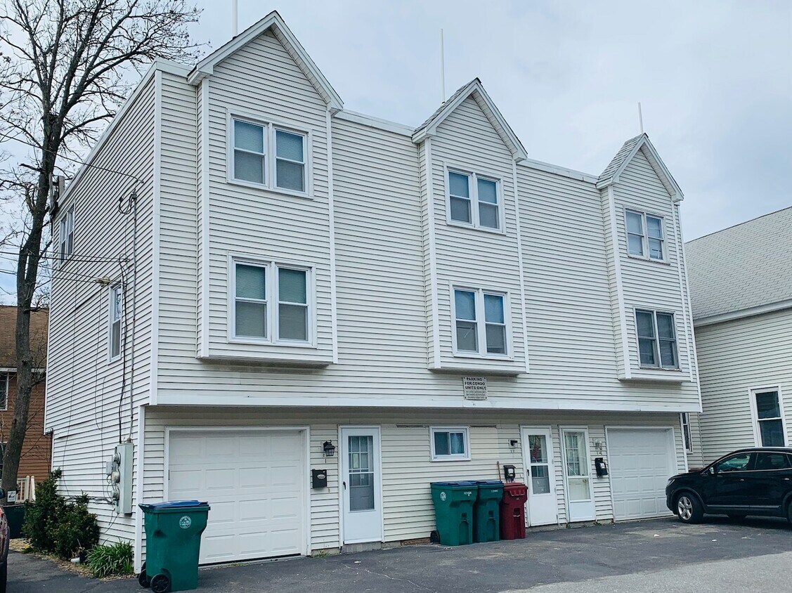 22 Clare St, Lowell, MA 01854 Townhome Rentals in Lowell MA