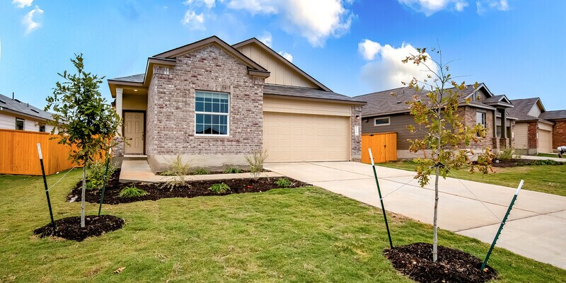 Foto principal - 156 Perfect World Loop, Jarrell, Texas 76537