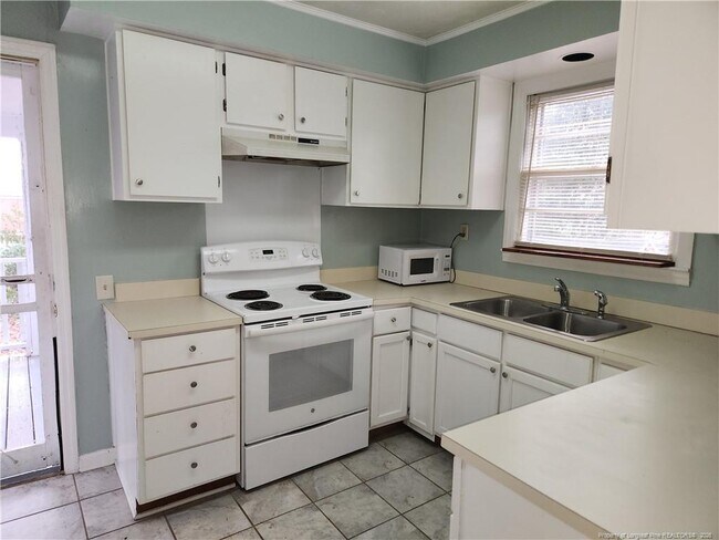 Foto del edificio - 612.5 Greenland Dr