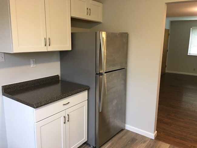 Building Photo - 8539 Titchfield Ct