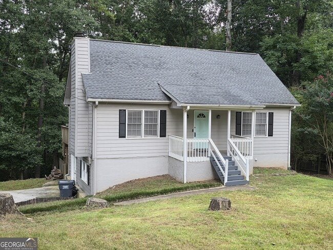 Building Photo - 3973 Woodland Cir SE