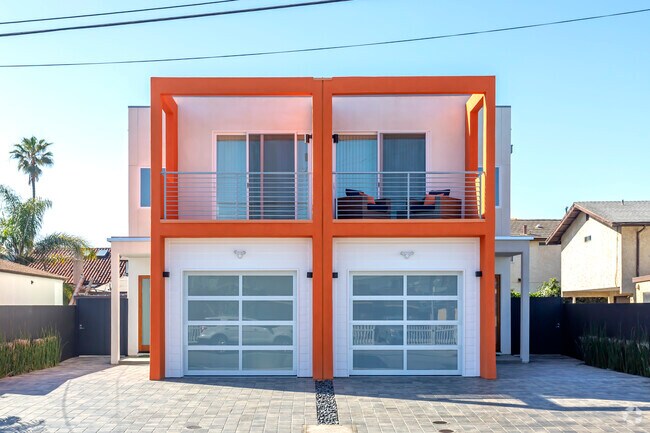 Building Photo - 161-163 Dahlia Ave