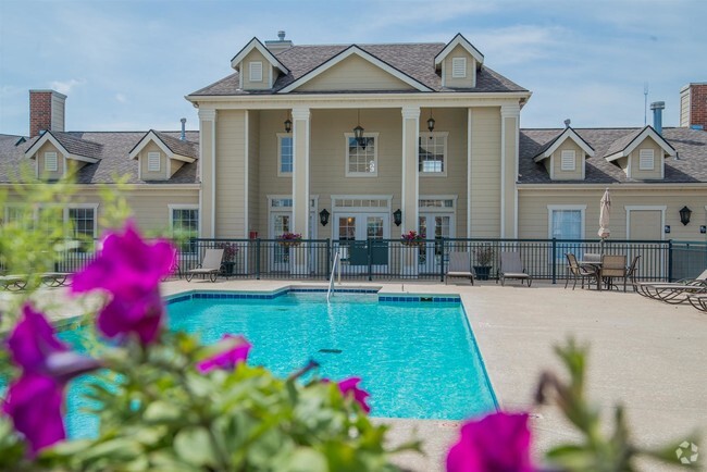 Building Photo - Villas at Stonebridge I and II