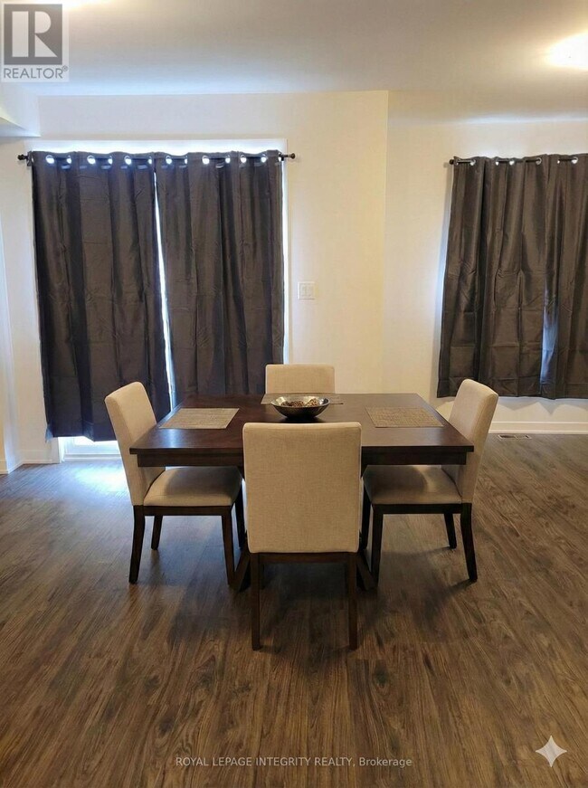 Photo du bâtiment - 412 Jewelwing Private