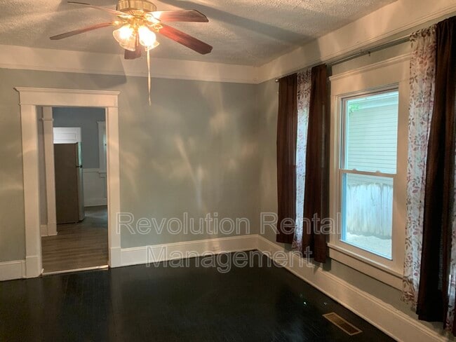 Building Photo - 641 Moreland Ave SE