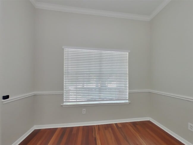 Building Photo - 46 Shimmer Pond Pl