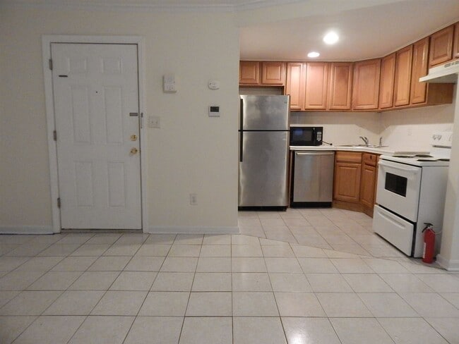 Building Photo - 135 SUSSEX St