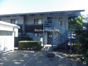 Building Photo - 158 Kern St
