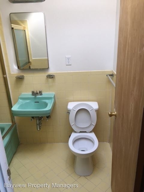 Building Photo - 3326 San Bruno Ave