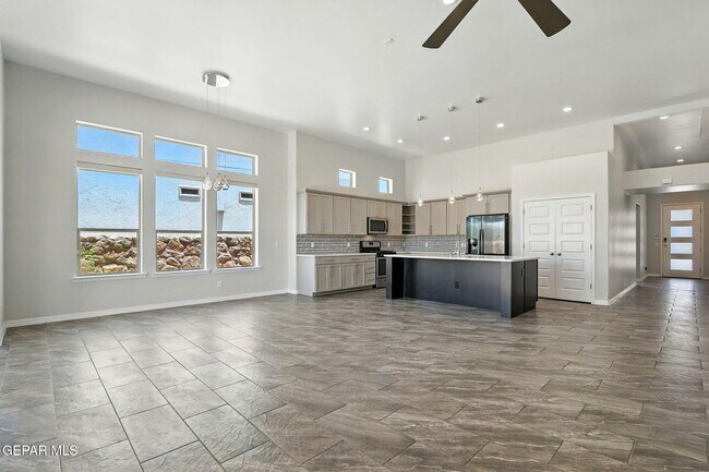 Building Photo - 7325 Steve Degroat Ln