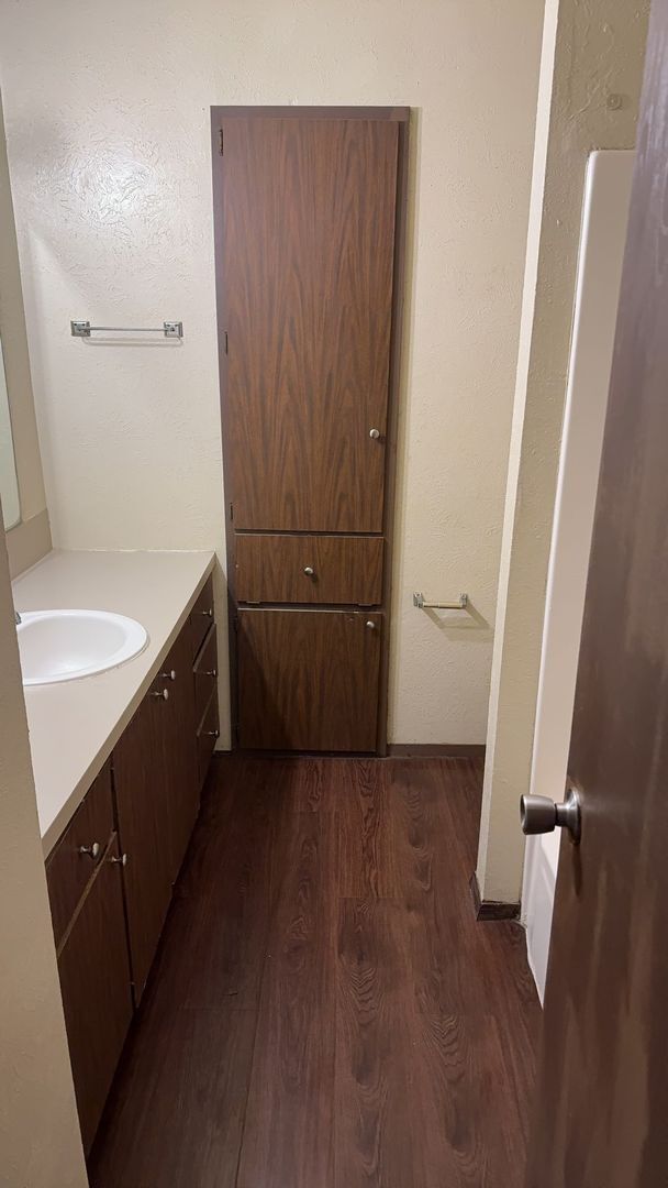 Foto del edificio - 4504 Hunt Cir