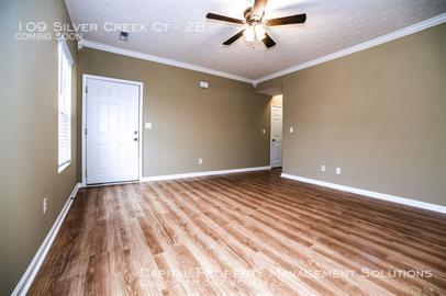 Building Photo - 109 Silver Creek Ct