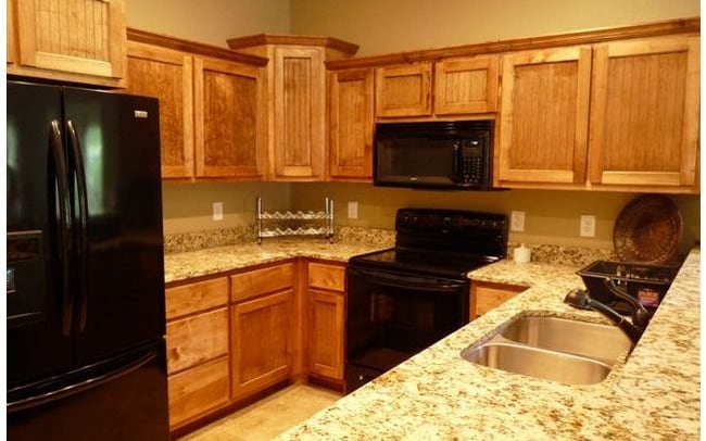 Foto del edificio - 637 Mineral Springs Rd