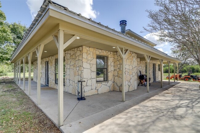 Building Photo - 13302 FM359