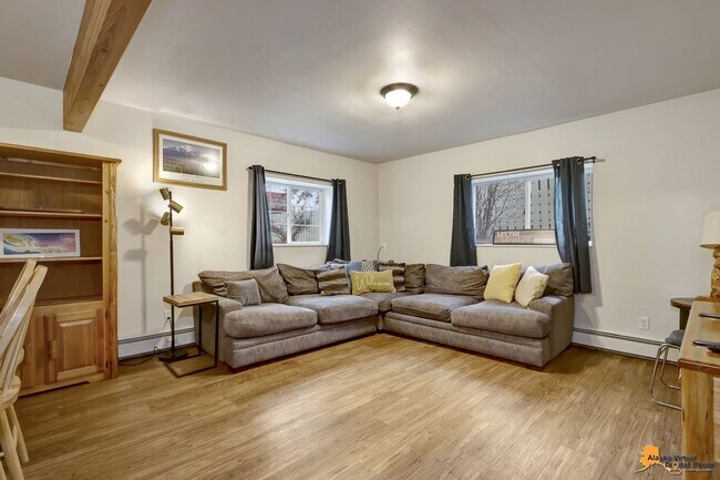 Foto del edificio - Fully Furnished 3BR Home | Utilities Included | Prime Downtown Location
