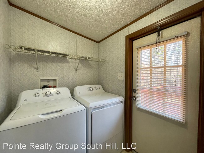 Building Photo - 3 br, 2 bath House - 105 Cedar Bluff Rd.