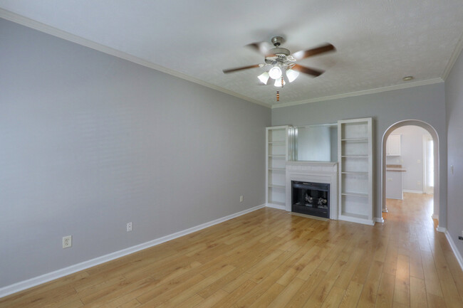Foto del edificio - 3001 Hamilton Church Rd