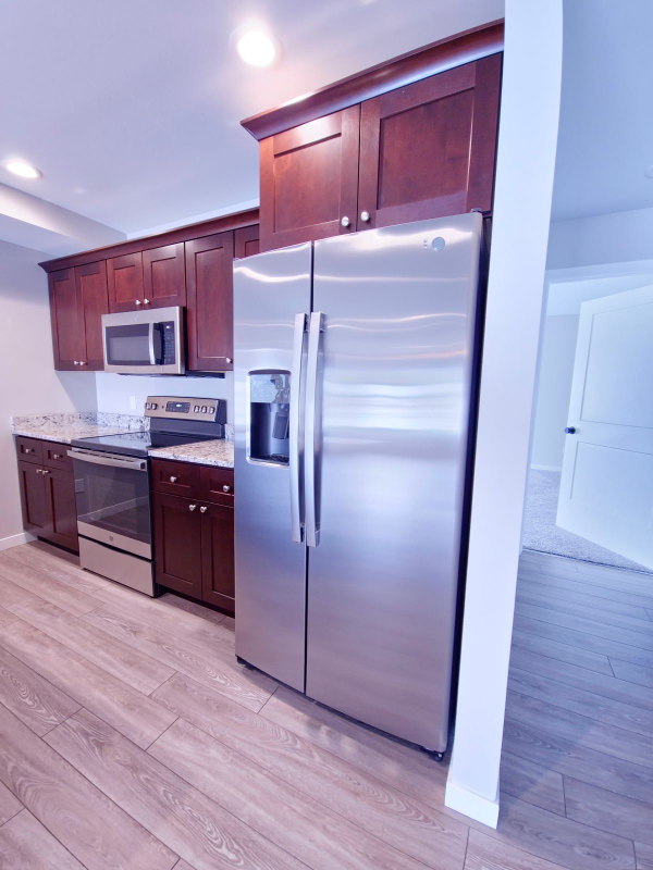 Building Photo - 7027 Crosvik Ct