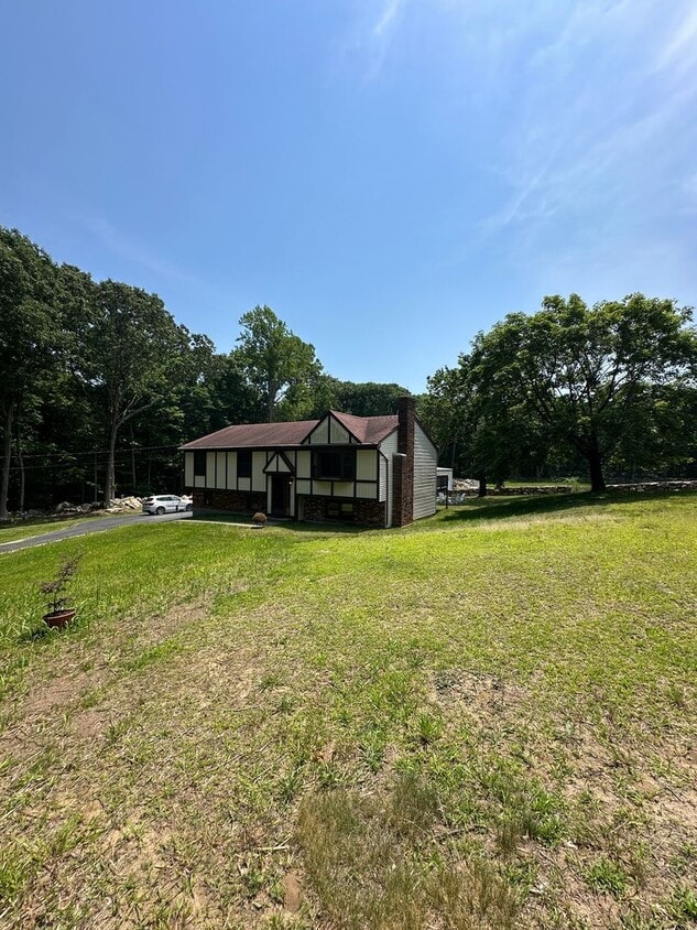 Primary Photo - Welcome to this sizable raised ranch home!