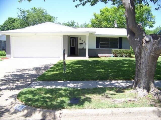 Primary Photo - 908 Wateka Way