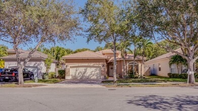 Building Photo - 1701 SE 17th Ave