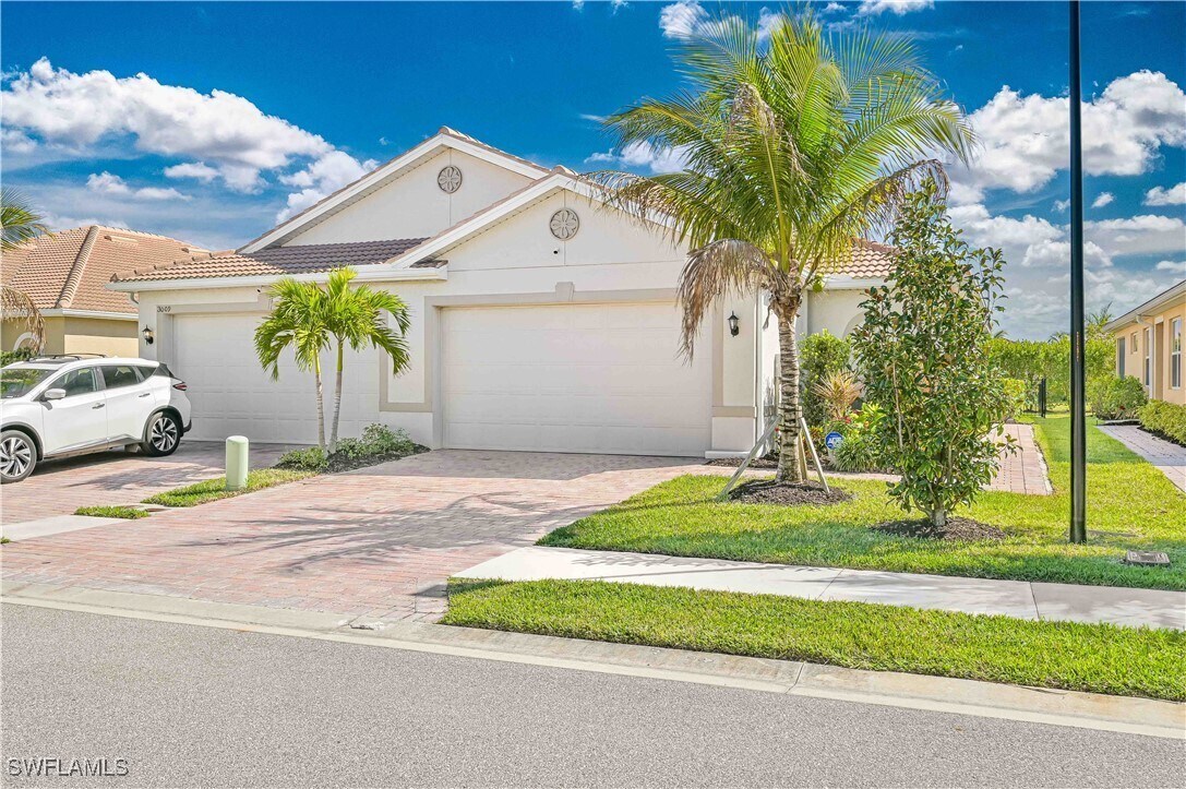 Foto principal - 3013 Royal Gardens Ave