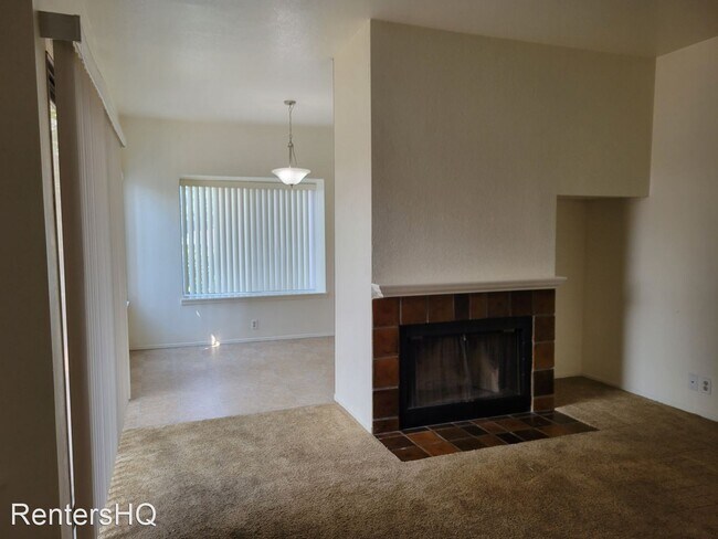 Building Photo - 2 br, 2 bath House - 410 RIDGECREST TR #129