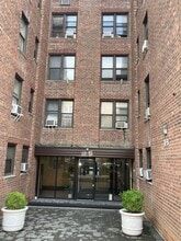 Building Photo - 105-30-105-66 66th Ave
