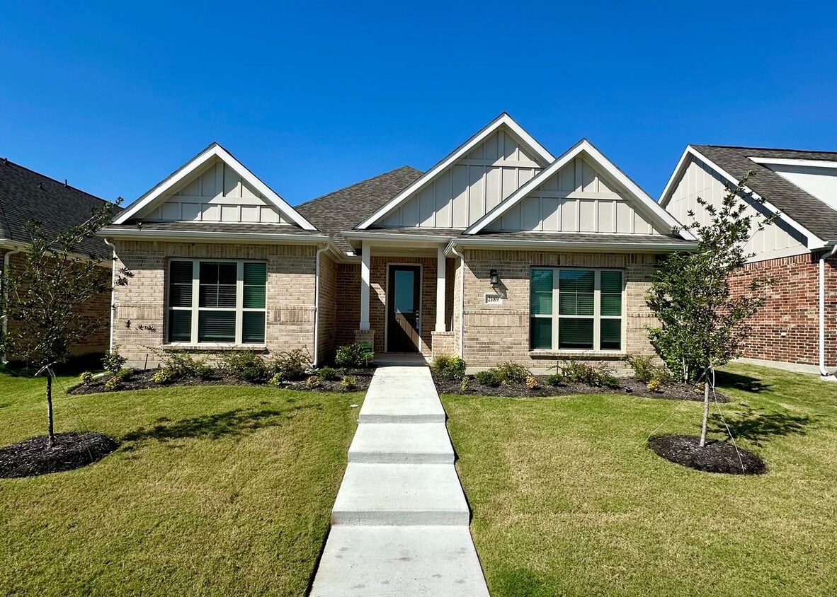 Foto principal - 2189 Glacier Dr
