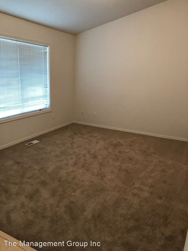 Foto del edificio - 3 br, 2 bath House - 909 NW 13th Ave