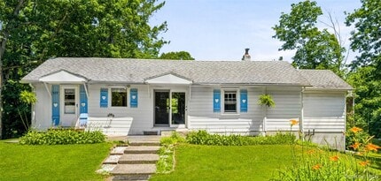 Building Photo - 230 Hawleys Corners Rd