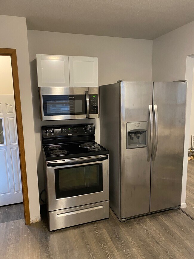 Kitchen - 4606 Valdez Drive