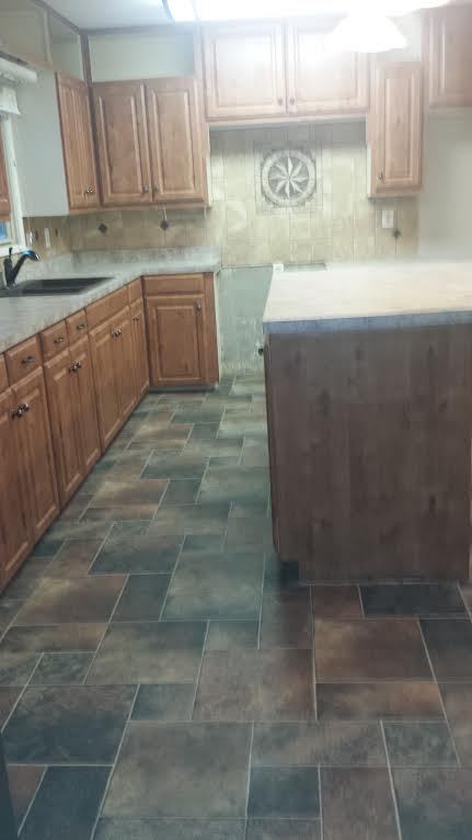 Building Photo - UPDATED  SOUTHWEST HOME 3/2/2