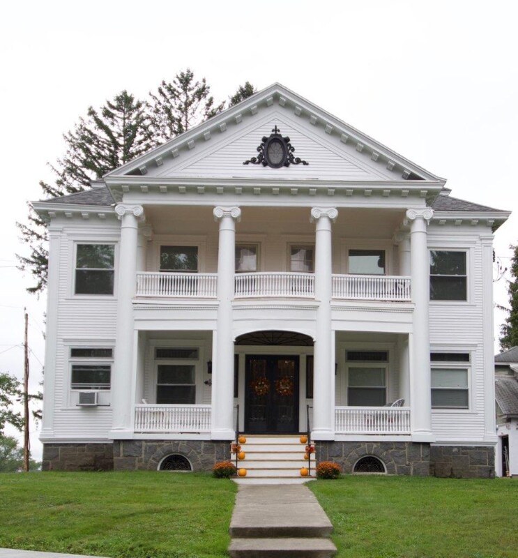 Primary Photo - 409 S Melcher St