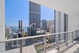 Building Photo - 1010 Brickell Ave