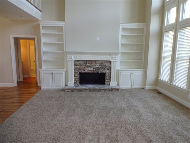 Building Photo - 275 Sagamore Cv