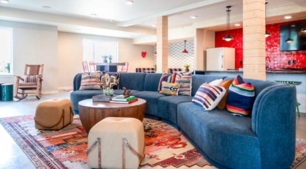 Clubhouse - 11398 SE Pleasant Valley Pky