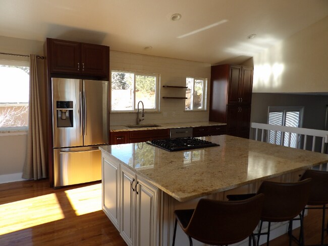 Foto del edificio - 2455 Stoneridge Dr