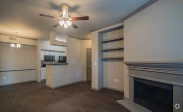 Building Photo - 1701 Park Central Dr