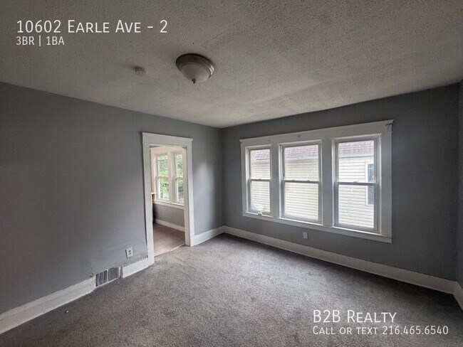 Foto del edificio - 10602 Earle Ave