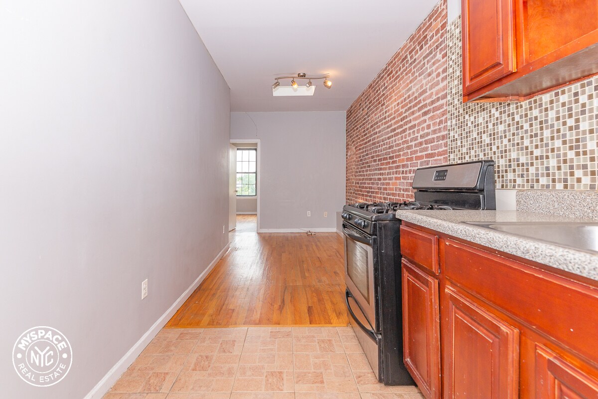 20 Covert St. Unit 8N, Brooklyn, NY 11207 Room for Rent in Brooklyn