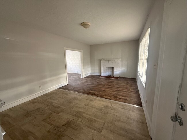 Foto del edificio - 337 5th Ave W