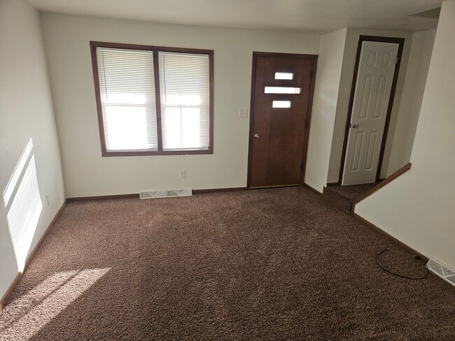 Building Photo - 5246 E Calla Rd