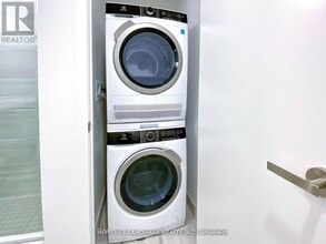 Building Photo - 55 Cooper St