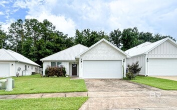 Building Photo - 8101 Carmel Cir