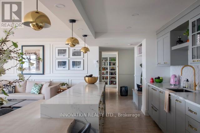 Photo du bâtiment - 20 The Driveway