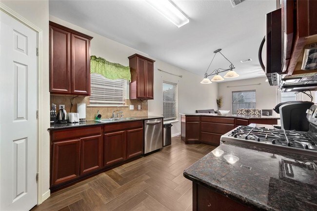 Foto del edificio - 6614 Castle Terrace Ct