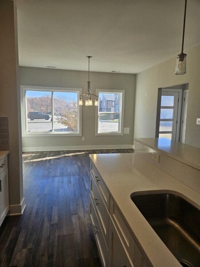 Foto del edificio - 54 Allwell Rd.