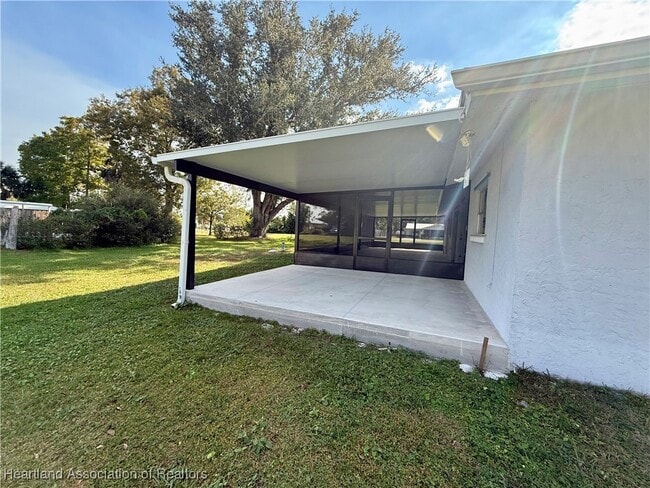 Foto del edificio - 10345 SW Riverview Cir