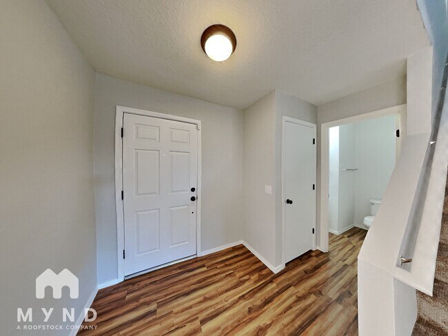 Building Photo - 5748 S Manta Ray Rd